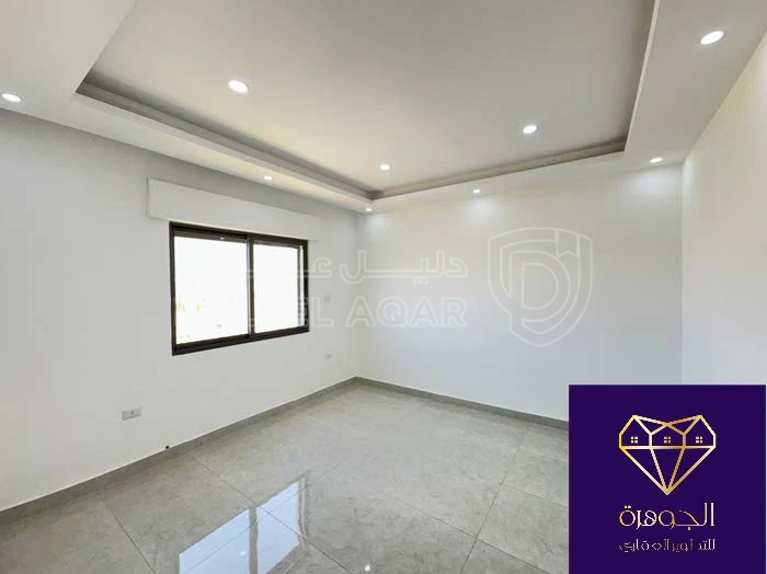 شقة في طابق اخير مع روف دوبلكس فاخر لم يسكن لقطه وبسعر مغري جداااا عرض خاص ع اخر شقة أرقى مناطق الجبيهة ام زويتنه  - 105,000 دأ - صورة 1