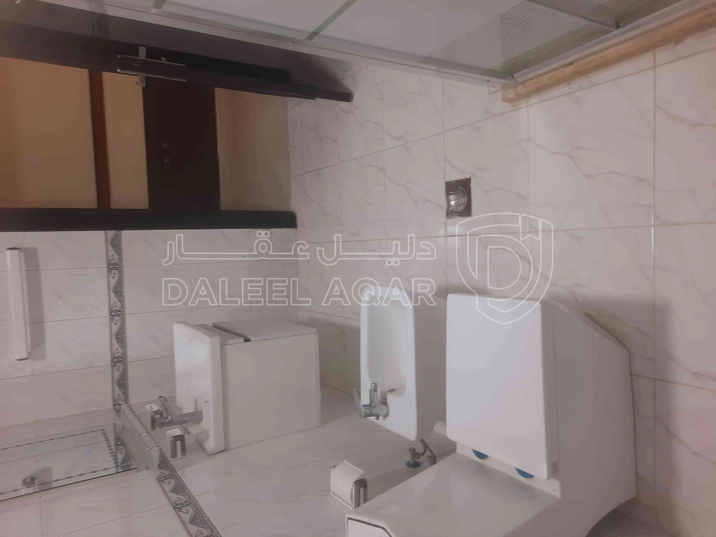 شقة في شقة ارضية للبيع في عرجان - 128,000 دأ - صورة 1