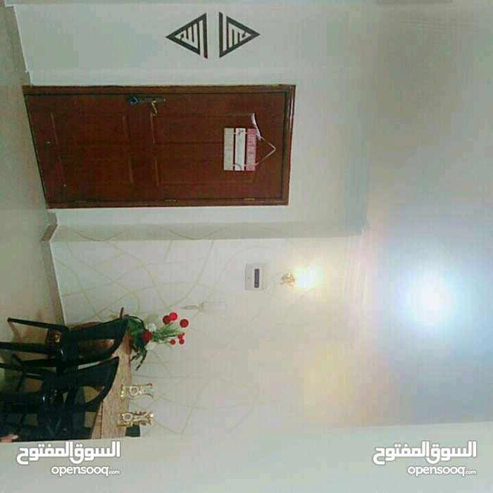 شقة في عمان ام نوارة شارع الحكمة - 45,000 دأ - صورة 1