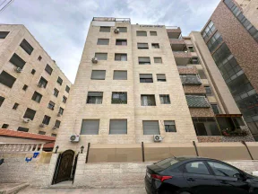 شقة - الجبيهة - حي منصور خلف كازية توتال - 56000 دأ