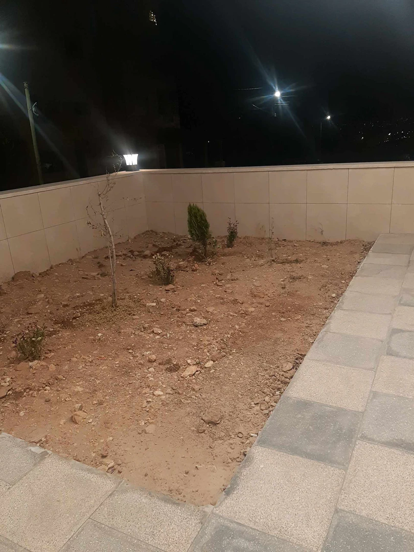 شقة في عمان طبربور بالقرب من دوار الدبابه  - 59,000 دأ - صورة 1