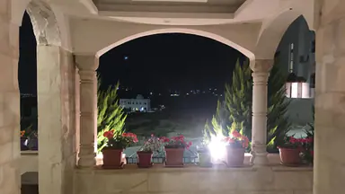 فيلا/منزل في حي الموحدين - 290,000 دأ - صورة NaN