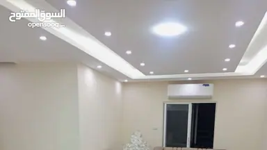 شقة - صويلح قرب مطعم الساخن  - 54000 دأ