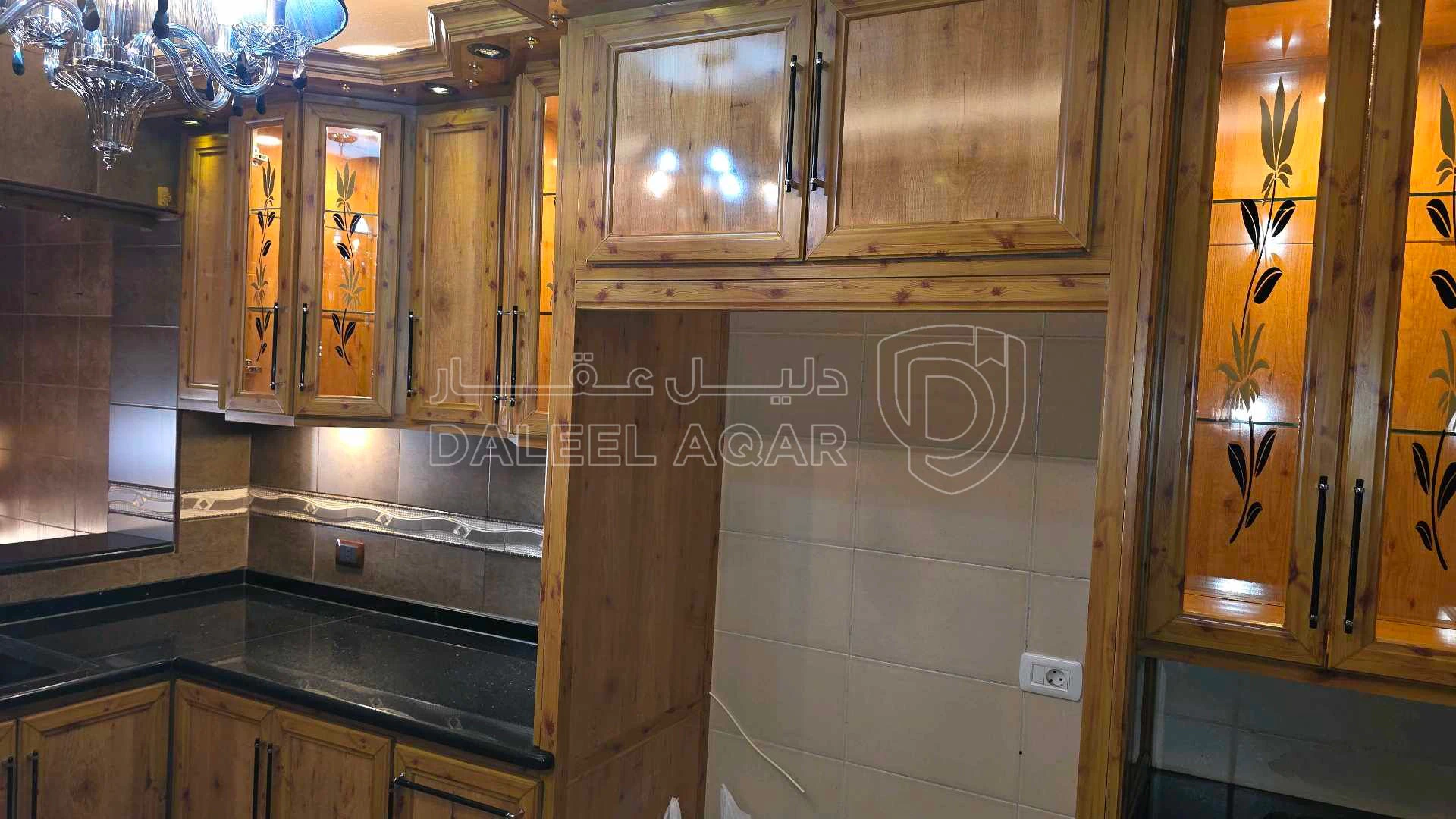 شقة في جبل الزهور  - 32,000 دأ - صورة 1