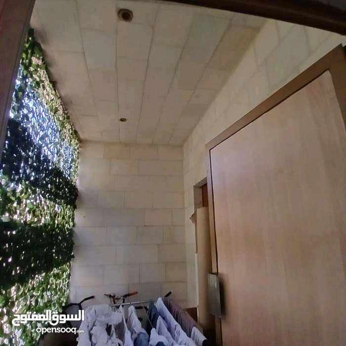 شقة في اربد الحي الشرقي قرب دوار الكساسبة - 37,000 دأ - صورة 1