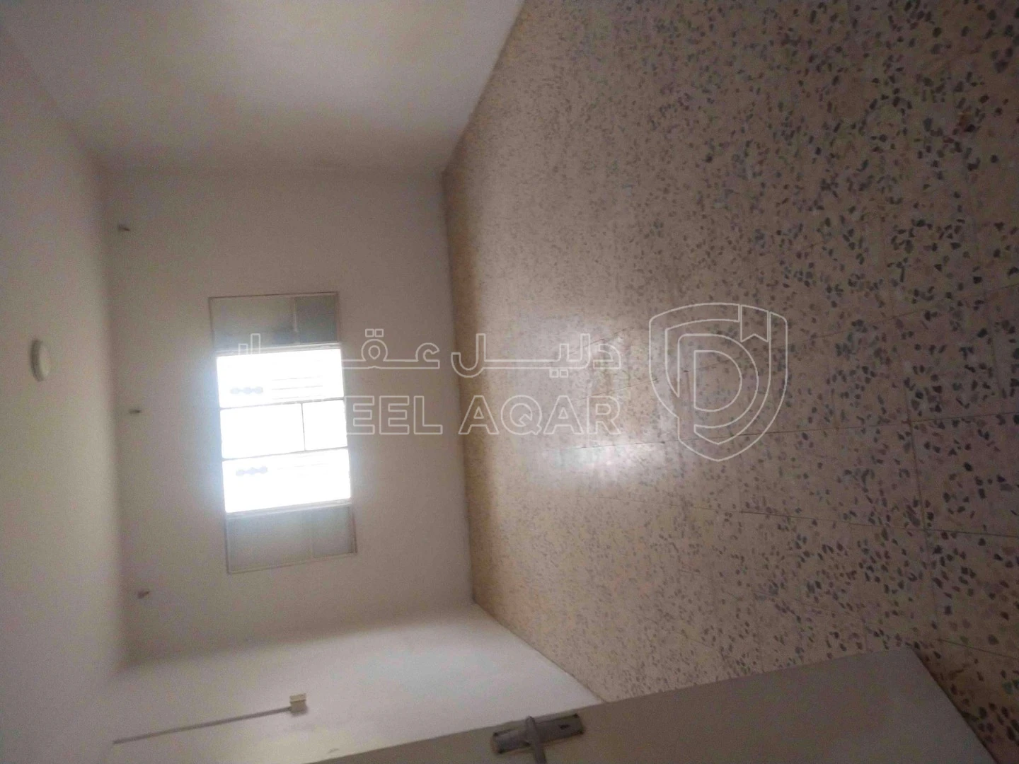 شقة في جرش جبل العتمات تحت اسواق الفايز - 20,000 دأ - صورة 1