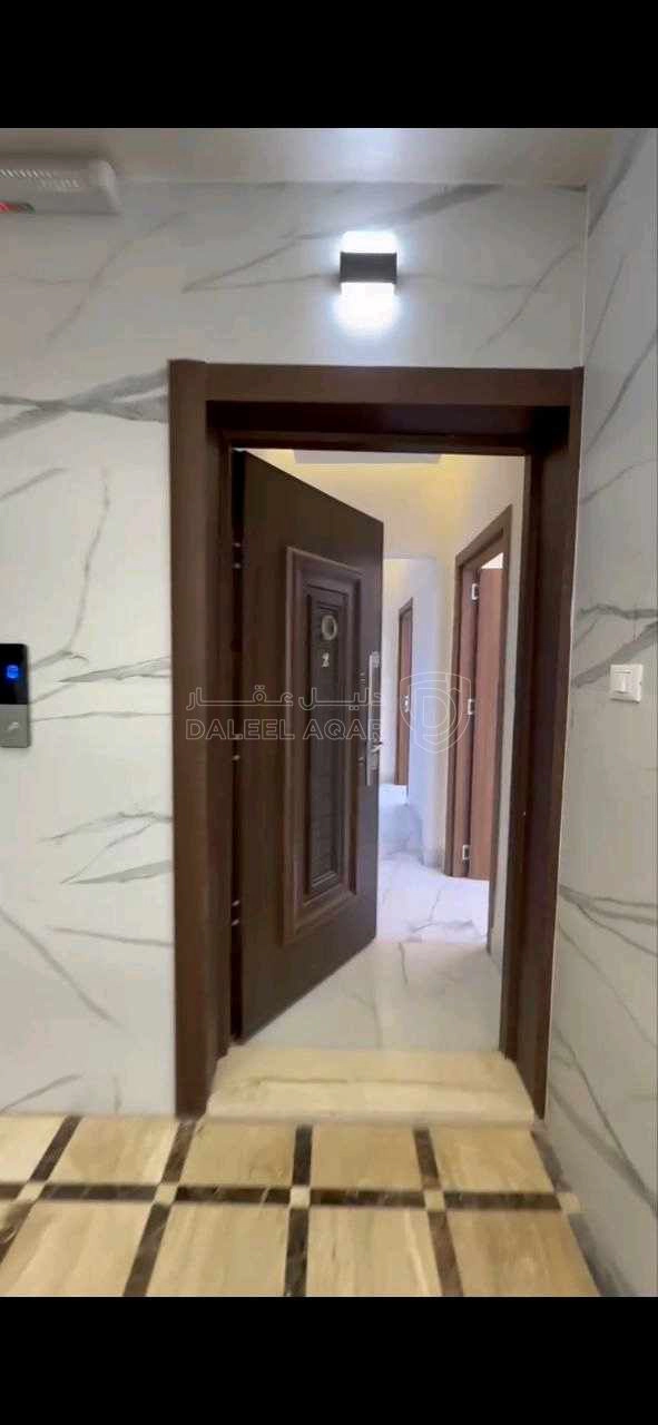 شقة في عمان، الجبيهة حي المنصور - 115,000 دأ - صورة 1