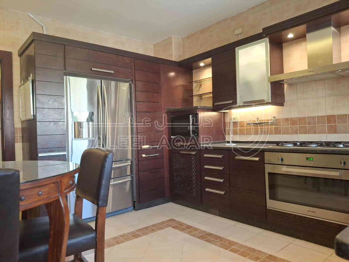 شقة في دير غبار جنوب غرب مسجد أبو شقره - 215,000 دأ - صورة 1