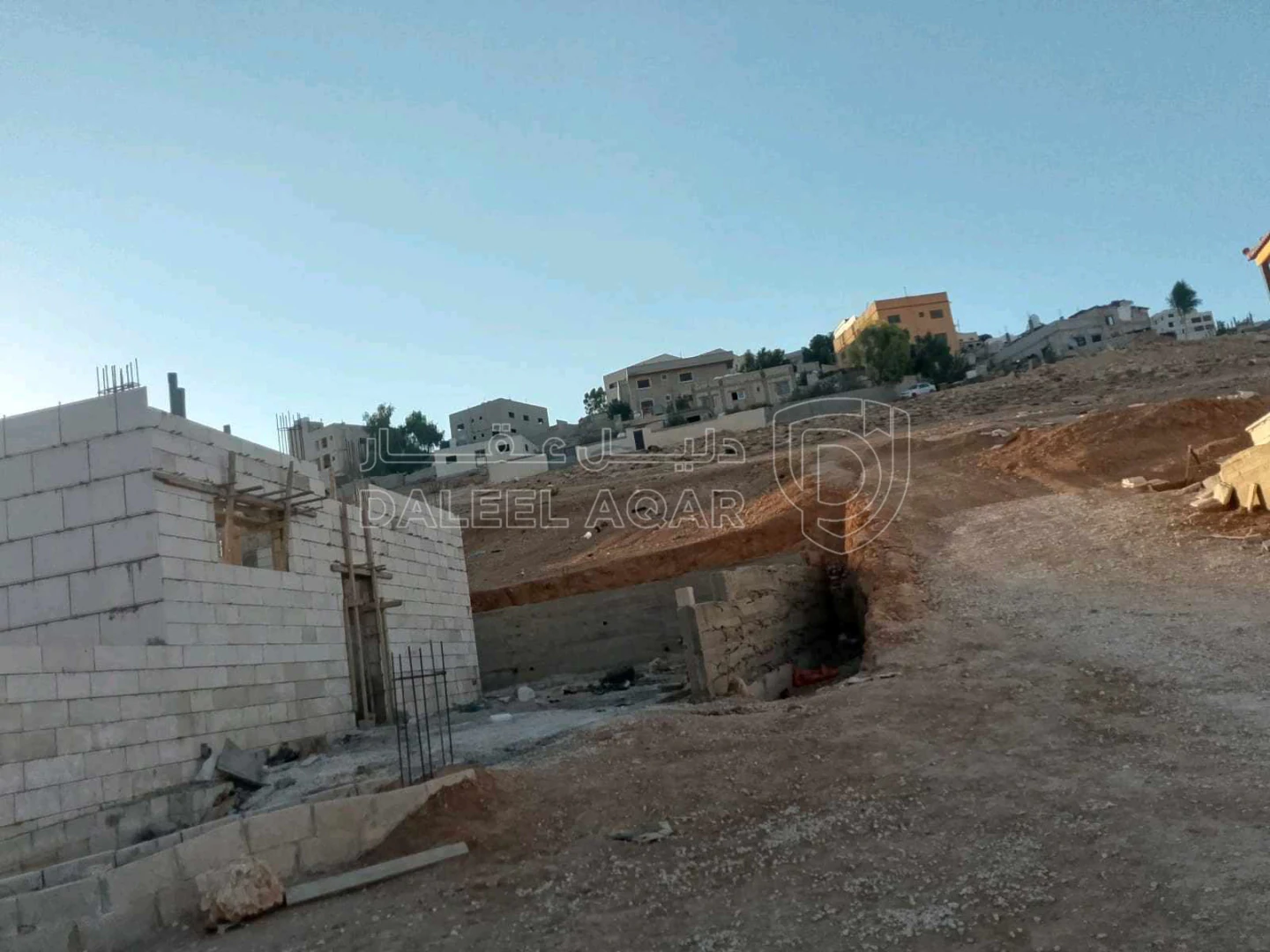 أرض في الأردن - عمان قطعة أرض في ماركا/ المغيرات  - 19,000 دأ - صورة 1