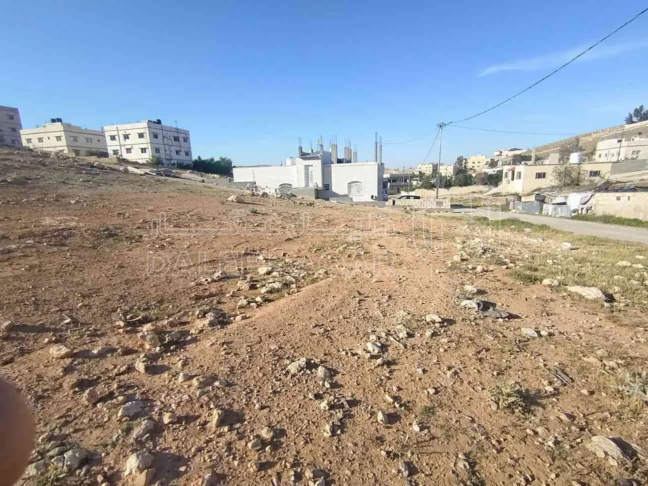 أرض في الزرقاء حي الأحمد قرب سجن بيرين - 15,000 دأ - صورة 1