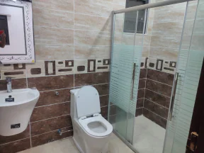شقة في عمان  - 90,000 دأ - صورة NaN