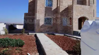 فيلا/منزل في عمان القسطل قبل جسر المطار قريبه من فلل الاندلسيه - 320,000 دأ - صورة NaN