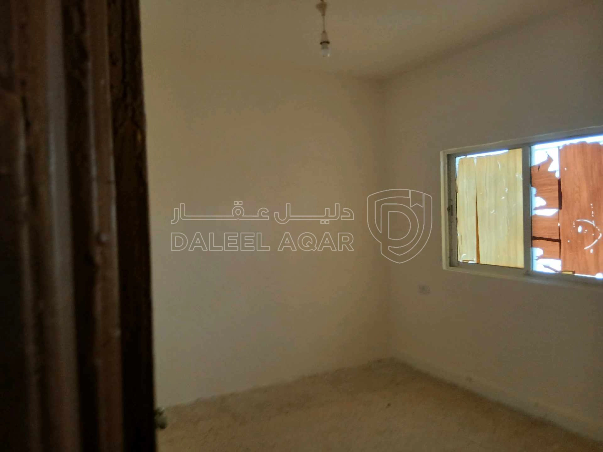 شقة في الذراع الغربي  - 19,000 دأ - صورة 1