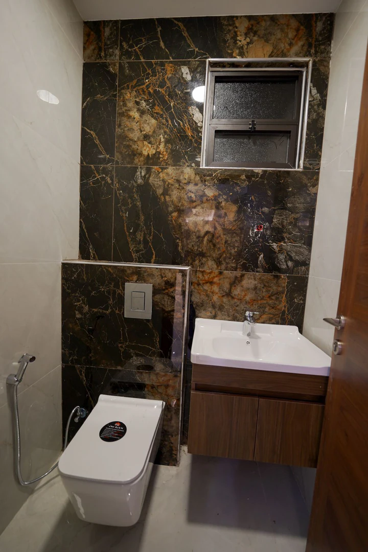 شقة في قرية صويلح - 69,000 دأ - صورة 1