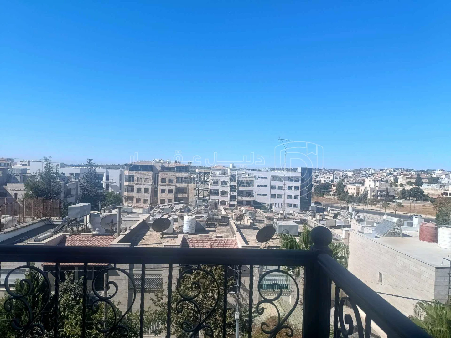 شقة في عمان خلدا بالقرب من مدرسة المعارف - 128,000 دأ - صورة 1