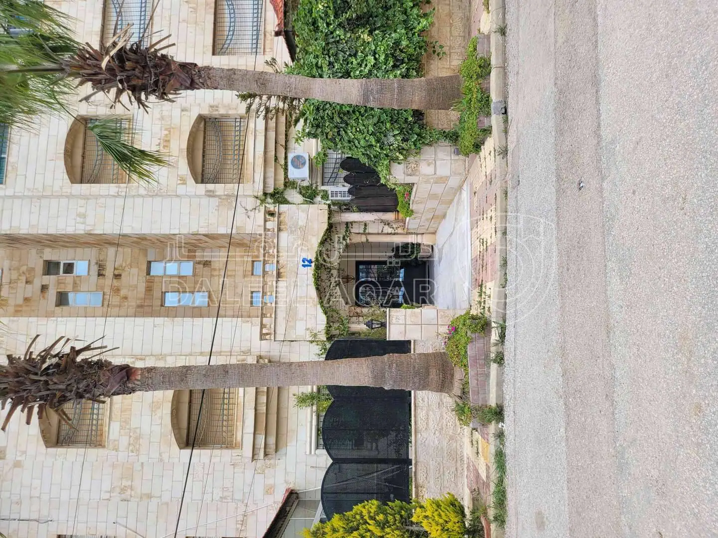 شقة في عمان، خلدا، شارع قطب الدين الصفوي بناية رقم ١٢ - 115,000 دأ - صورة 1