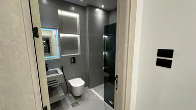 شقة في شمال شرق دوار معاذ الكساسبة(دوار الطيارة) ب300 متر - 69,000 دأ - صورة NaN