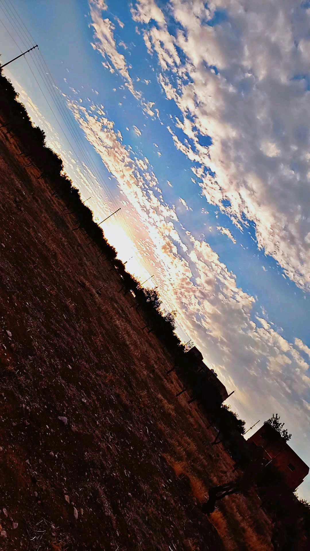 أرض في بيرين شفابدران ببن قصرين واصل جيمع الخدمات - 15,000 دأ - صورة 1