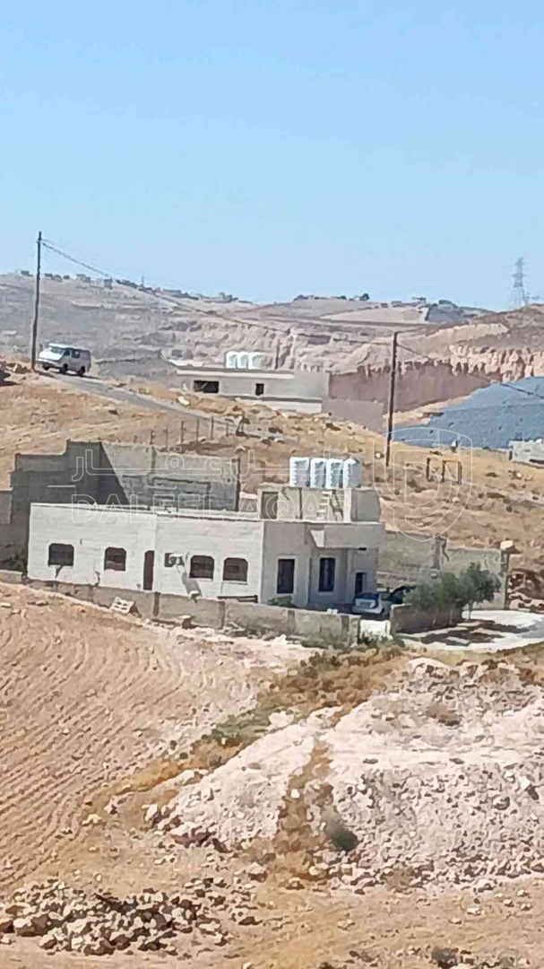 فيلا/منزل في طبربور منطقه عين ارباط  - 140,000 دأ - صورة 1