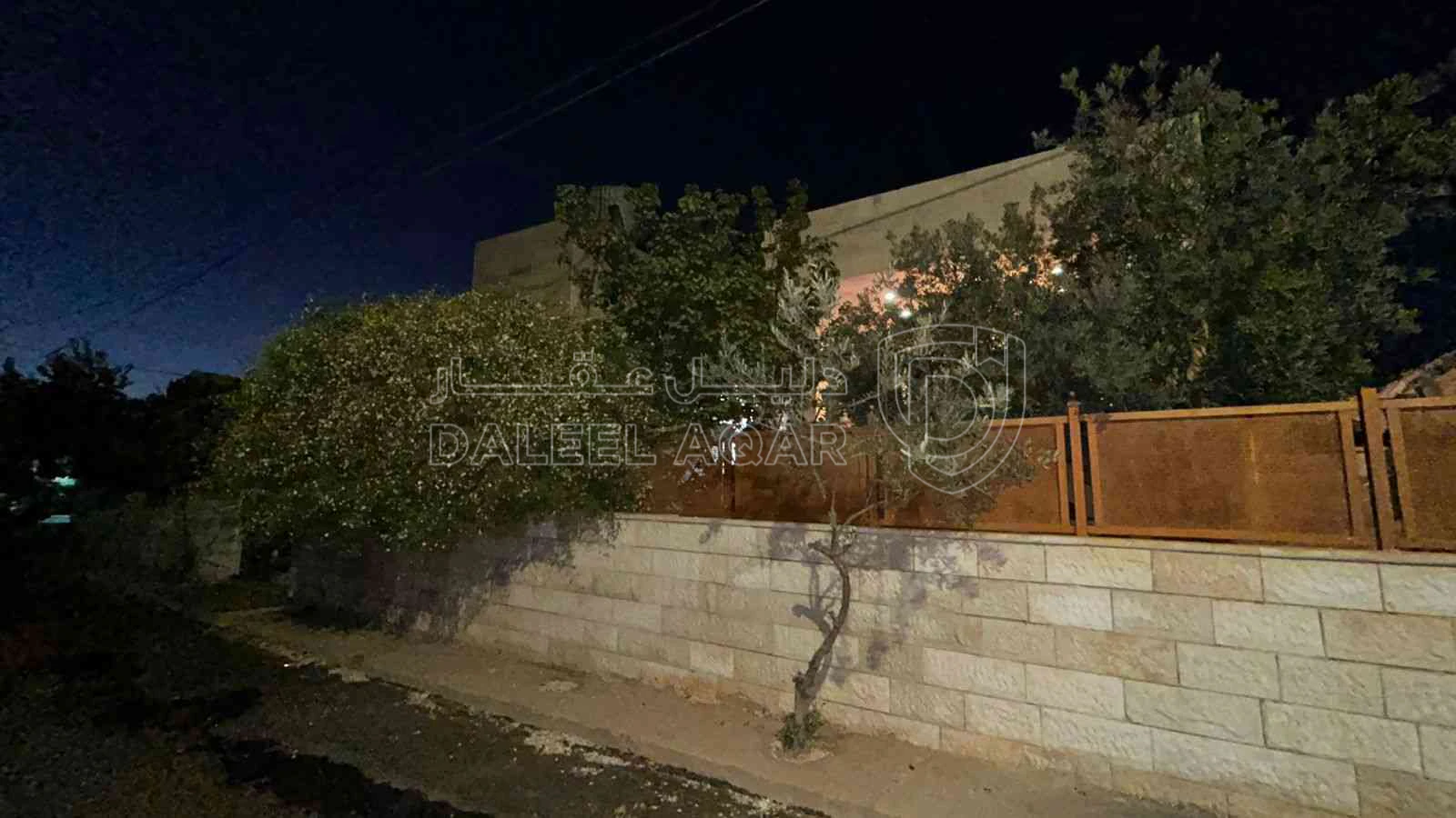 فيلا/منزل في عمان البيادر ابو السوس بالقرب من مسجد ابو السوس الكبير  - 145,000 دأ - صورة 1