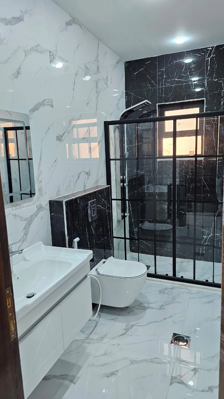 شقة في عمان - ابو علندا  - 75,000 دأ - صورة 1