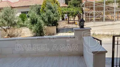شقة - للبيع شقه ارضيه مساحه 167 م في ضاحيه الرشيد قرب الكليه العلميه الاسلاميه - 105000 دأ