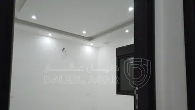 شقة في ‏ALHAKAM HOUSING كاش او أقساط من المالكمشروع مادبا حي الرشاد ((بالقرب من مسجد عيسى أبن مريم))( شقق طابقيه مساحة (174)📌لدينا فريق كامل مجهز في اي وقت للجولات الميدانية وتزويدكم في ادق التفاصيل للمشروع (المشروع جاهزة للتسليم) 🏘️🏘️🏙️ شركتنا مختصة باختيار المواقع الاستراتيجية وفي أرقى المناطق) ________🏘️ مواصفات الشقق بمواصفات ڤلل💯تشطيبات سوبر ديلوكس❇️ مساحة الشقه الاولى 174+220 مساحات خارجيه ❇️ مساحة الشقق (174)م وتتكون من : ✔️ 2 غرف نوم اطفال  ✔️ غرفة ماستر ✔️ 3حمامات ✔️ صالون مع بلكونه✔️ مطبخ مع بلكونه✔️ غرفة ضيوف مع بلكونه 📌مواصفـات الشقة :-🔹المنيوم مقطع خاص Spacer 16m زجاج Double Glaze عازل للحرارة والصوت .🔹اباجورات المنيوم كهرباء معزولة Foam .🔹 بورسلان إسباني نخب أول .🔹 أطقم حمامات معلقة Vetra .🔹 مغاسل كاونتر مع خزائن Laminate .🔹 بطاريات Roca إسباني .🔹 نظام Shower Jet مع قاطع سيكوريت واكسسوارات Stainless steel .🔹 أسقف جبسبمورد مع ديكورات مودرن مميزة لكامل الشقة .🔹انارة Spot light Linear light لكامل الشقة .🔹أبواب قشرة جوز دهان ايطالي .🔹باب رئيسي أمان متعدد الاقفال .🔹دهانات ديكورية للمداخل ودهانات Dulux لداخل الشقة .🔹انتركم  .🔹تمديدات انترنت لكل الغرف .🔹تأسيس كامل للمكيفات لكل الغرف ويشمل النحاس والكهرباء والتصريف .🔹نظام ستلايت مركزي📌مواصفات المشروع :-🔸واجهات وبروزات معمارية مميزة حجر رويشد نخب اول قياس 50 سم .🔸ديكورات للمداخل والادراج وواجهات المصاعد .🔸رخام ايطالي للمداخل والادراج والترسات .🔸مصعد ايطالي Stainless Steel .🔸عزل كامل مائي وحراري لجدران المبنى داخلي وخارجي .🔸موقف سيارة مستقل لكل شقة .🔸خزان ماء اضافي لكل شقة .🔸تشطيبات Super Deluxe .🔸اشراف هندسي كامل على كافة مراحل العمل من التأسيس وحتى التشطيب النهائي .✅ خدمة ضمان ما بعد البيع :-جميع الشقق منفذة باعلى المواصفات الفنية ومكفولة لمدة سنةكاملة 💯.للأستفسار :0777979428 - 75,000 دأ - صورة NaN