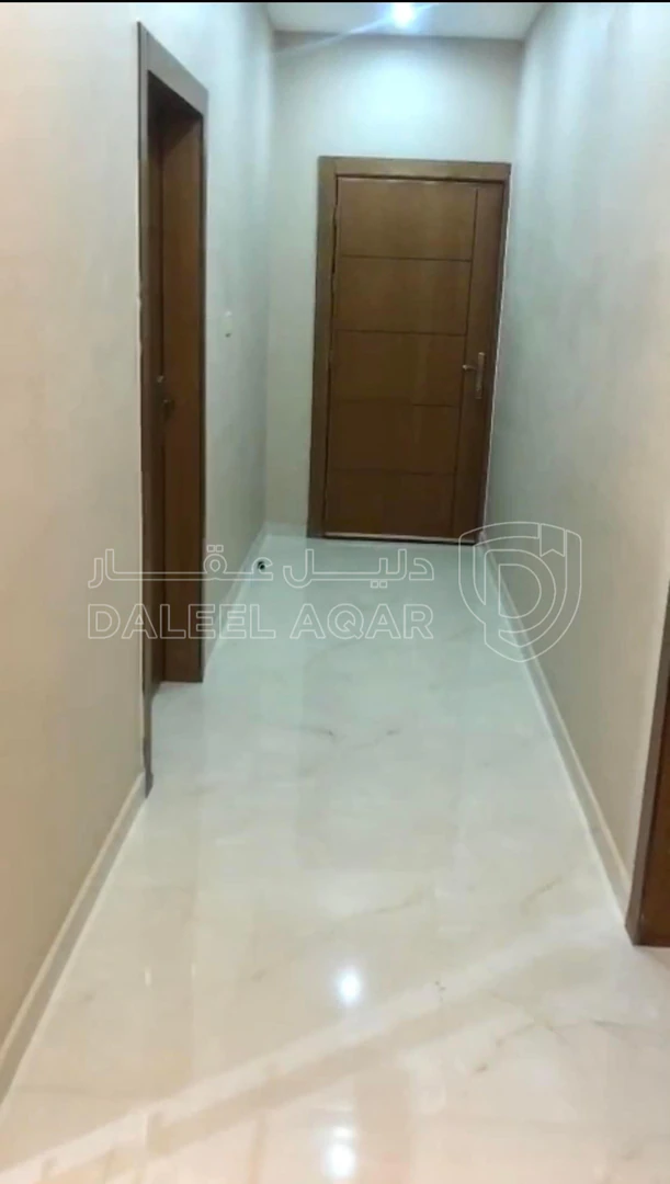 فيلا/منزل في فيلا متلاصقه مميزه جدا بسعر مغري - 190,000 دأ - صورة 1