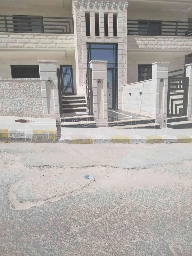 شقة في الزرقاء - الزرقاء الجديدة - جبل المغير - دوار بادي - 70,000 دأ - صورة 1