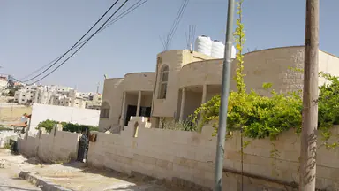 فيلا/منزل - الزرقاء ضاحية مكة المكرمة - 135000 دأ