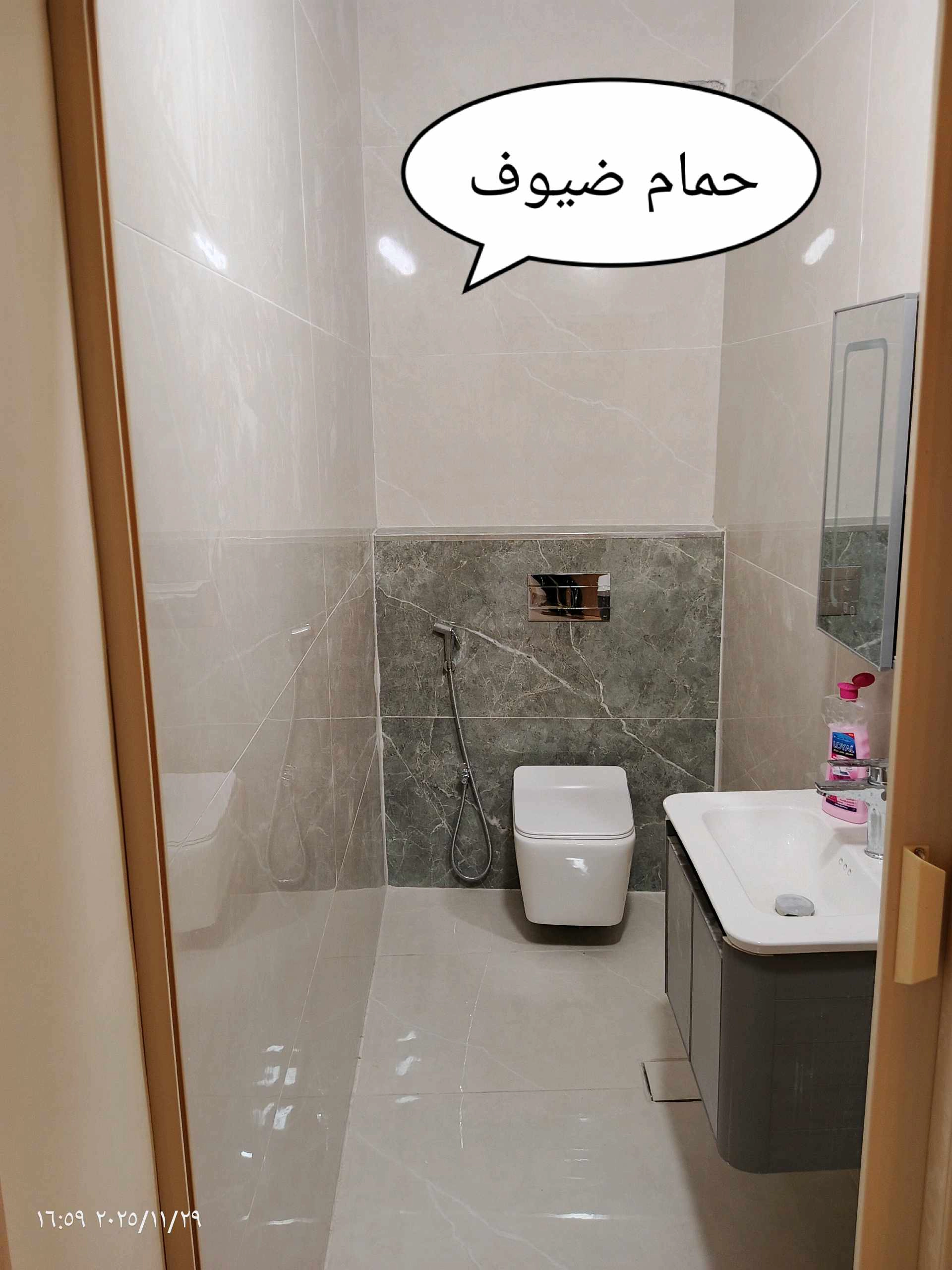 فيلا/منزل في أبو علندا الطبقة الشرقية قريب من شارع الحزام وجسر المستندة  - 82,000 دأ - صورة 1