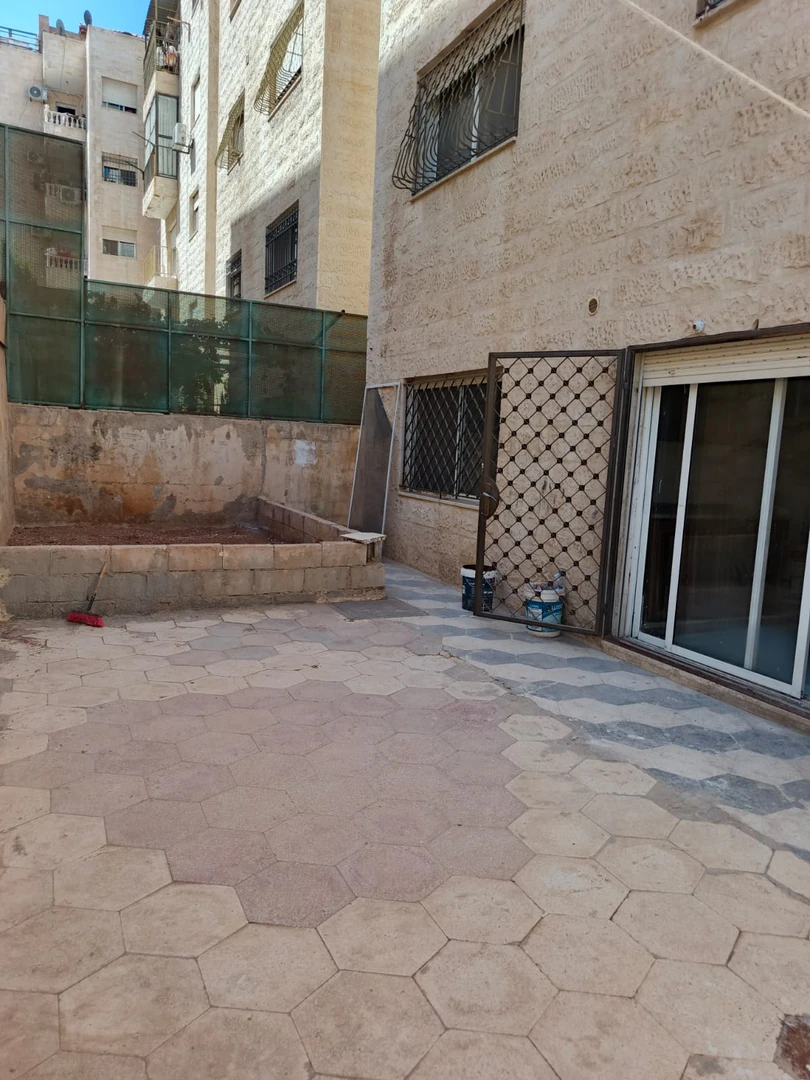 شقة في شقة تسوية للبيع – جبل الزهور | 142م² - 45,000 دأ - صورة 1