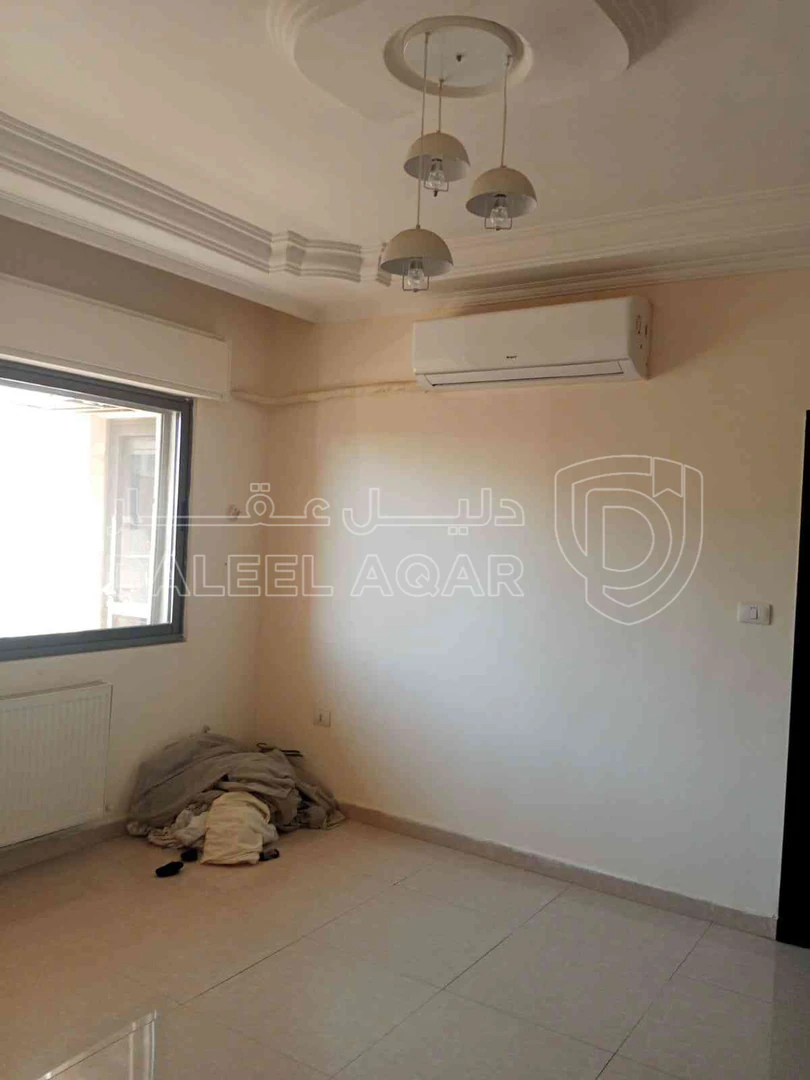 شقة في شقه للبيع بالجبيهه خلف السيفوي  - 77,000 دأ - صورة 1