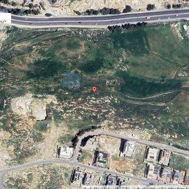 شقة - اخير مع روف في حي المنصور تحت الانشاء - 140000 دأ
