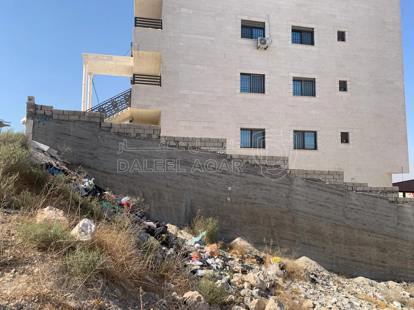 أرض في ابو علندا قرب مسجد عثمان مظعون - 65,000 دأ - صورة 1