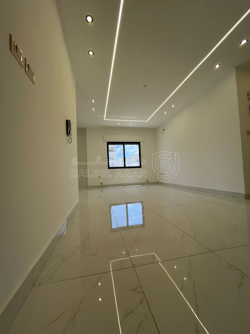 شقة في شقة للبيع في البنيات - 55,000 دأ - صورة 1