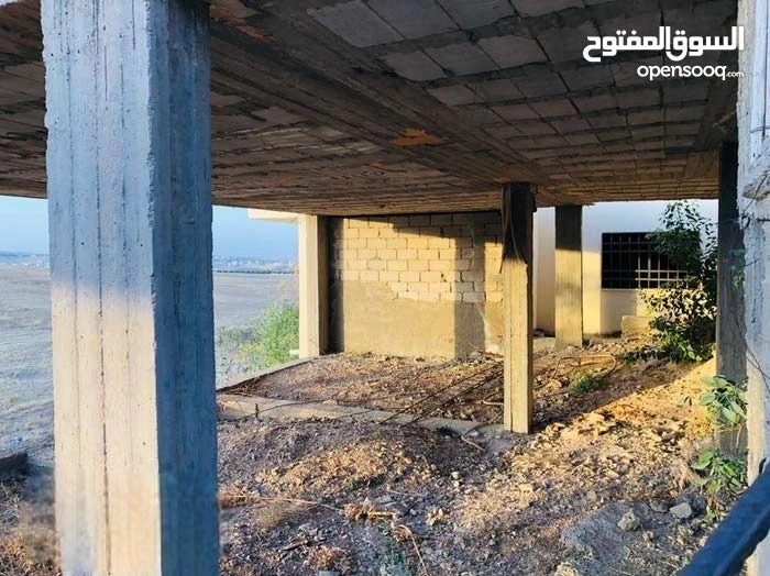 أرض في ارض للبيع تنازل مباشر من المالك مساحة ٣٠٠متر  - 10,000 دأ - صورة 1