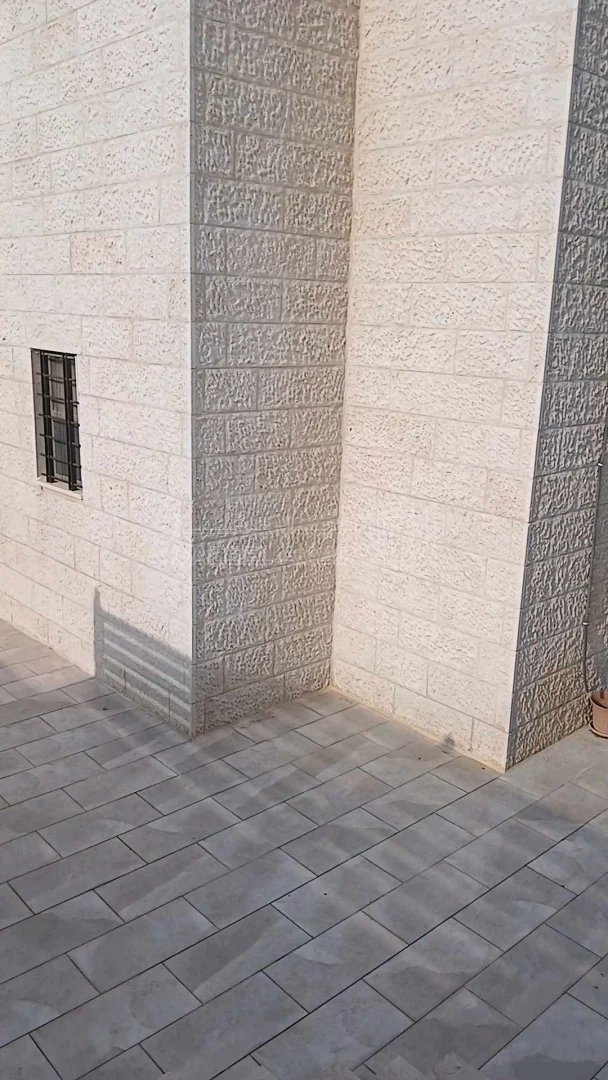 شقة في ناعور - 140,000 دأ - صورة 1