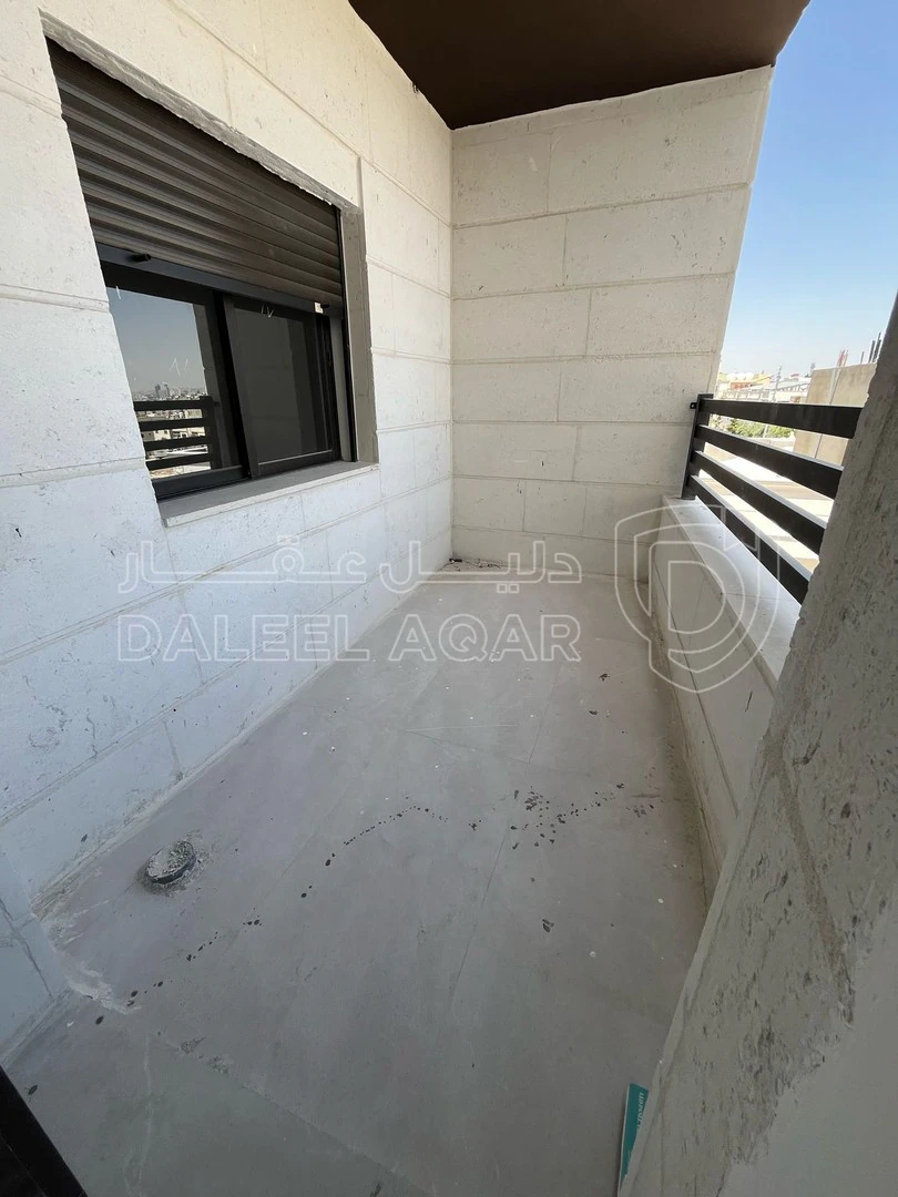 شقة في في جبل الزهور ب 40 الف طابق اول شقة جديدة 90 متر  - 40,000 دأ - صورة 1