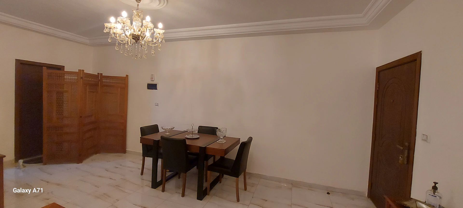 شقة في عمان - الكرسي - 77,000 دأ - صورة 1