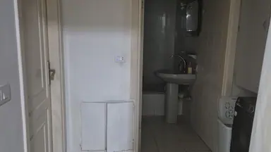 شقة في عبدون شارع إبراهيم الحاج حسن - 180,000 دأ - صورة NaN