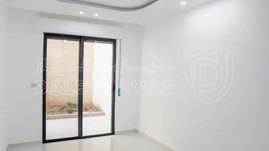 شقة - ابو علندا قرب دوار الحكمة - 50000 دأ