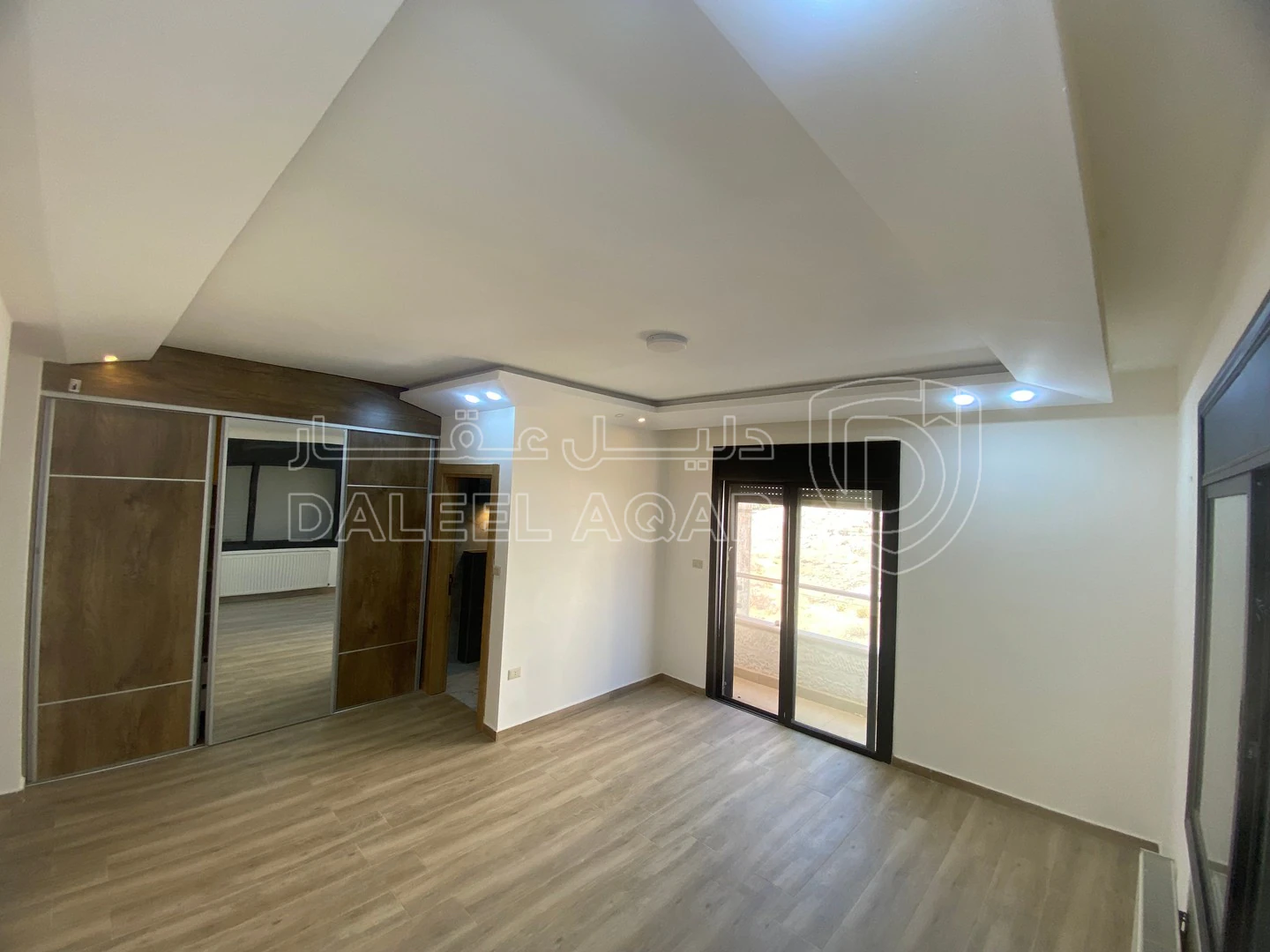 شقة في قرب مسجد فاطمة اللوزي - 95,000 دأ - صورة 1
