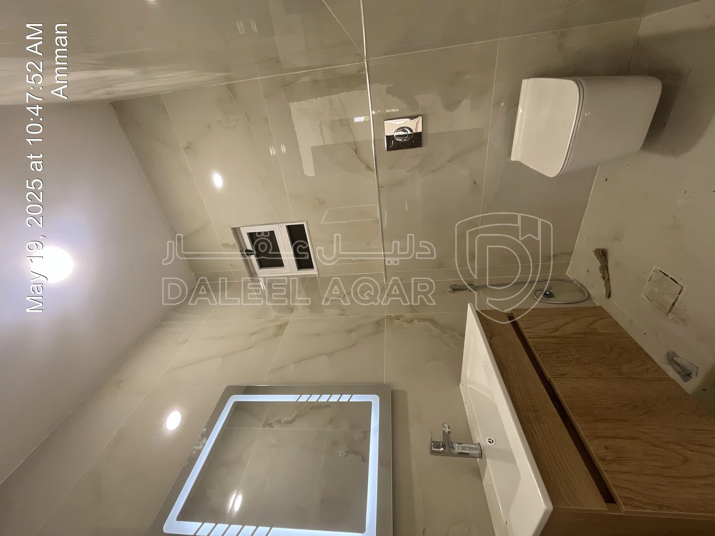 شقة في البنيات - 65,000 دأ - صورة 1