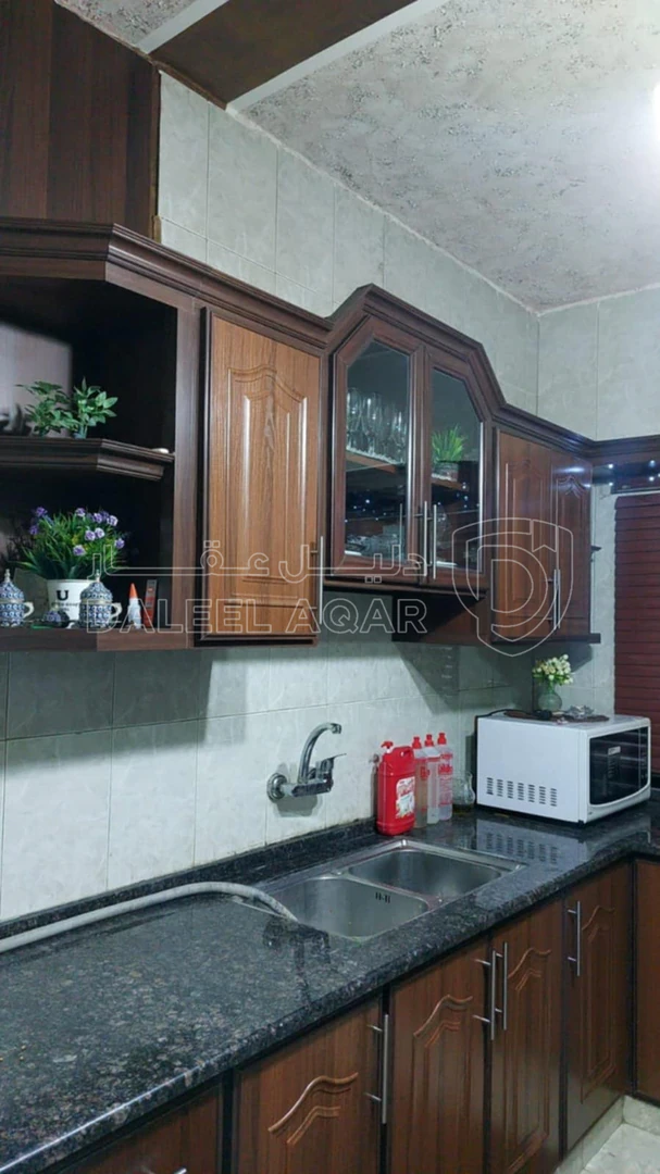 فيلا/منزل في عمان - المقابلين بالقرب من مسجد الكتاب والسنه - 188,000 دأ - صورة 1