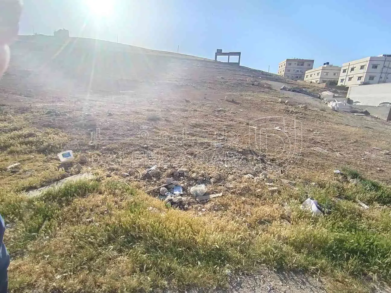 أرض في الزرقاء حي الأحمد قرب سجن بيرين - 15,000 دأ - صورة 1