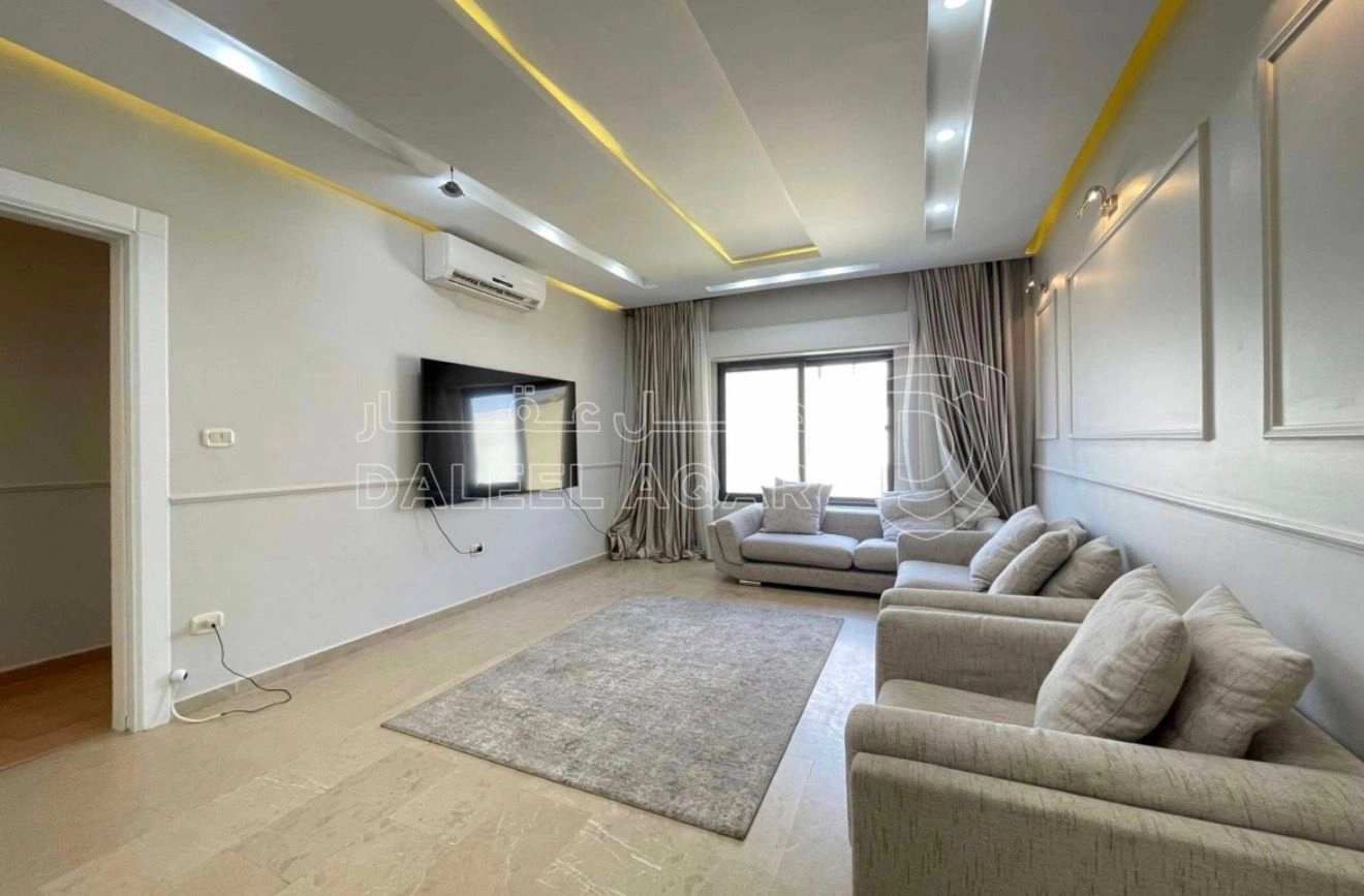 شقة في دابوق - شارع جعفر الزعبي - 235,000 دأ - صورة 1
