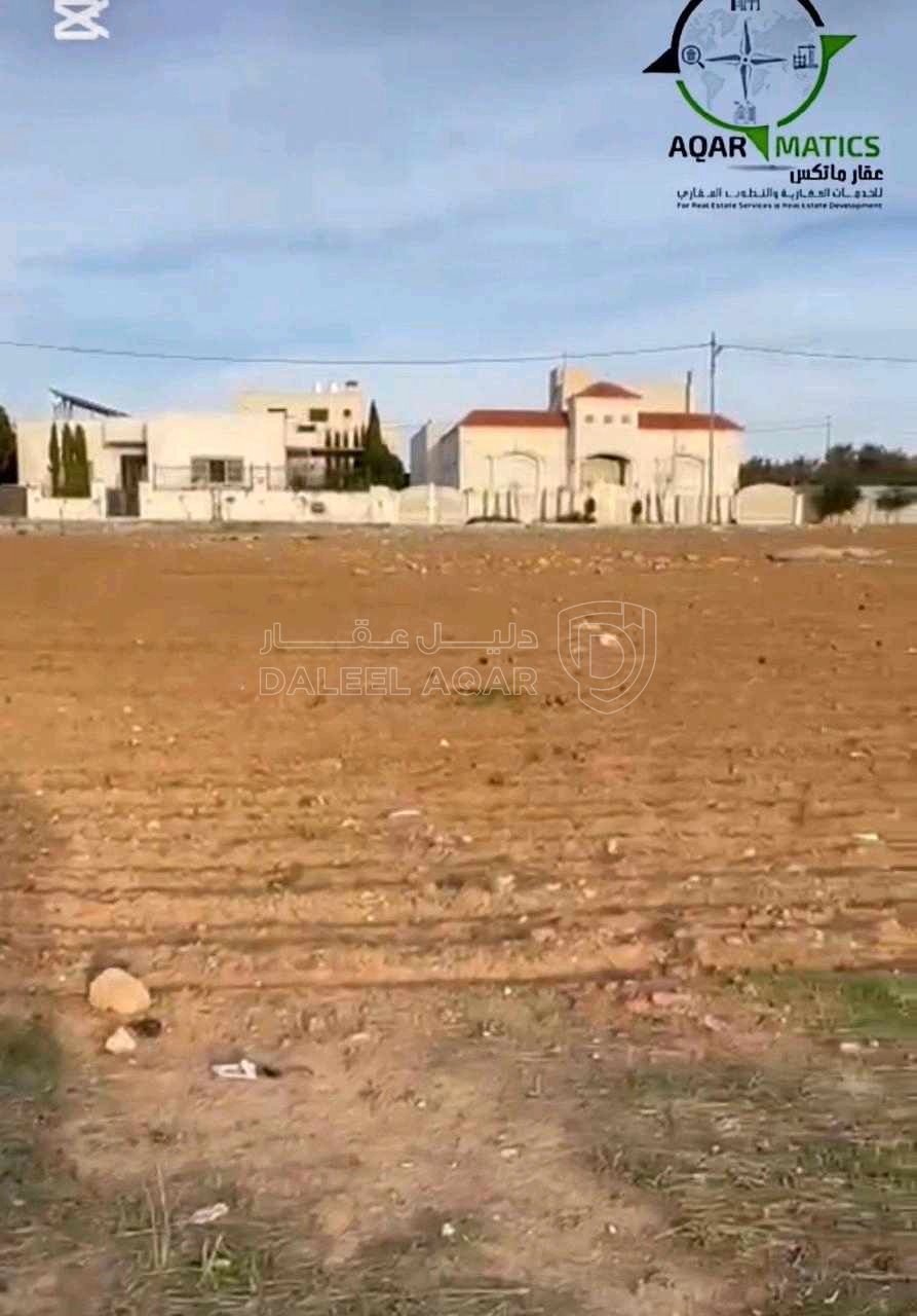 أرض في جنوب عمان قرية الطنيب - 86,000 دأ - صورة 1