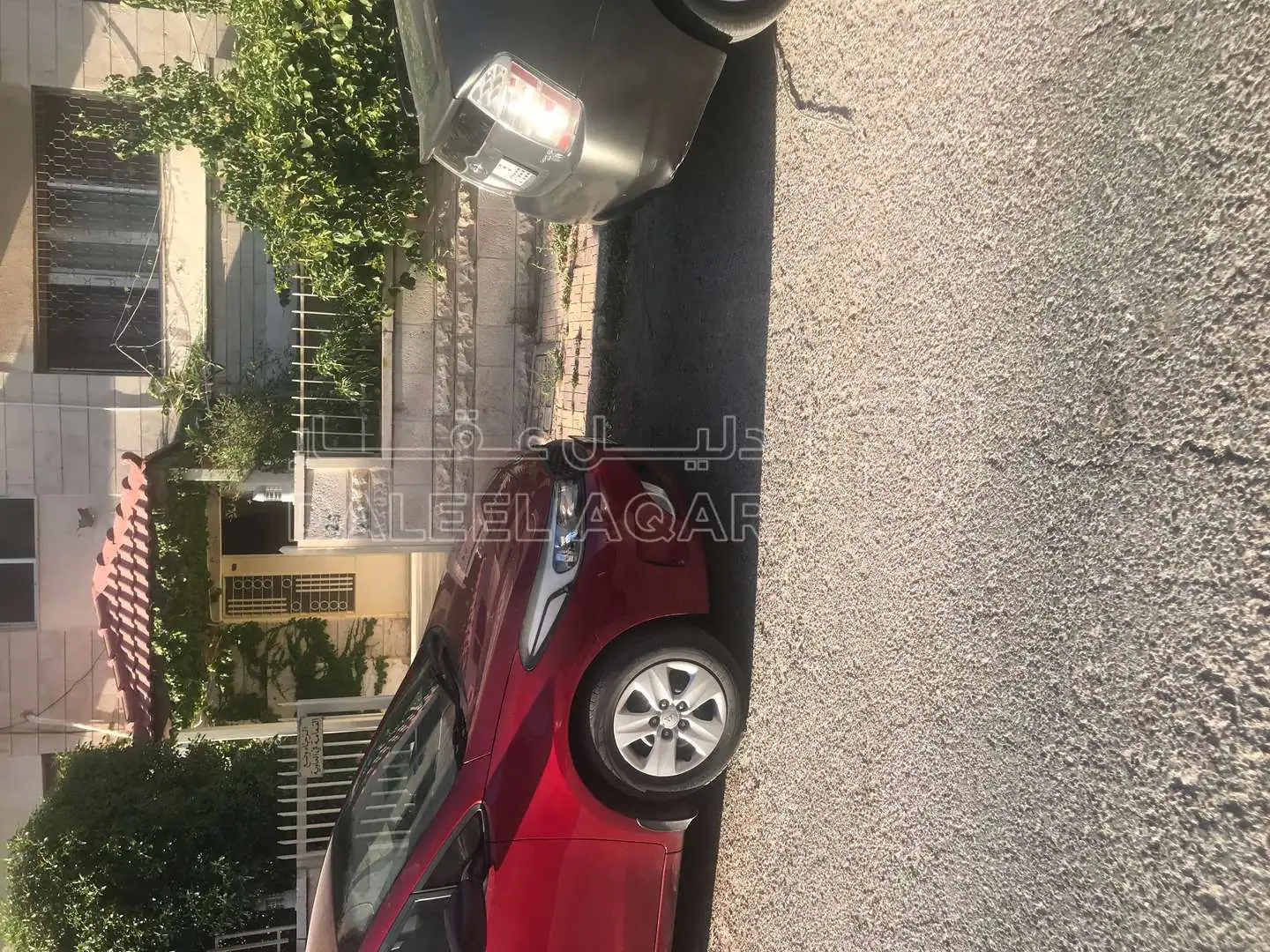 شقة في البنيات قرب جامعة البتراء  - 70,000 دأ - صورة 1