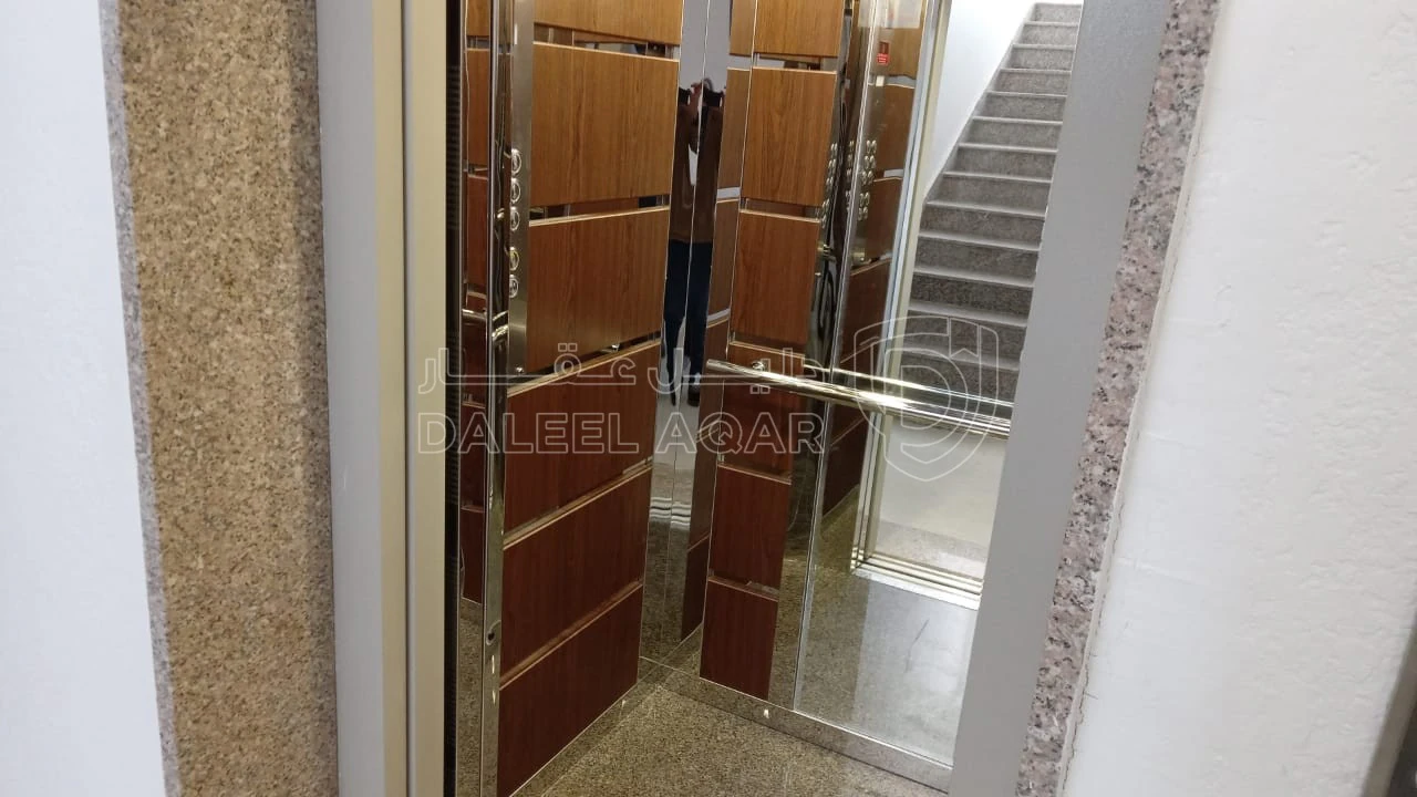 شقة في شقه ارضيه ١٤٥م طبربور خلف مسجد معاذ بن جبل  - 70,000 دأ - صورة 1